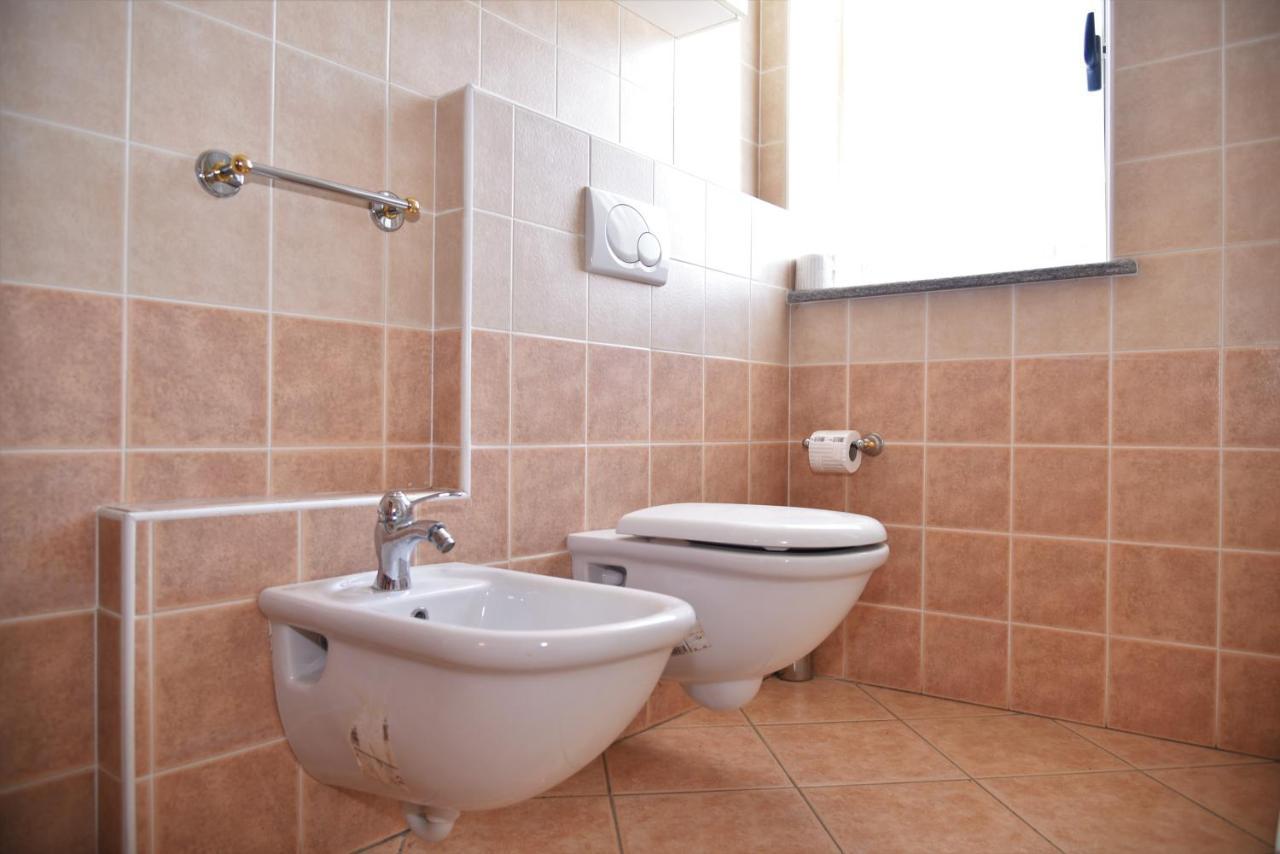 A Casa Di Anna Apartman La Morra Kültér fotó