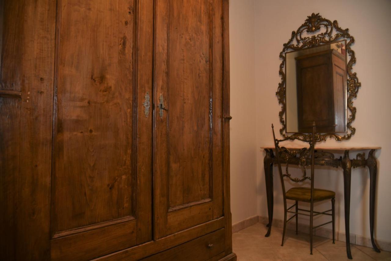 A Casa Di Anna Apartman La Morra Kültér fotó